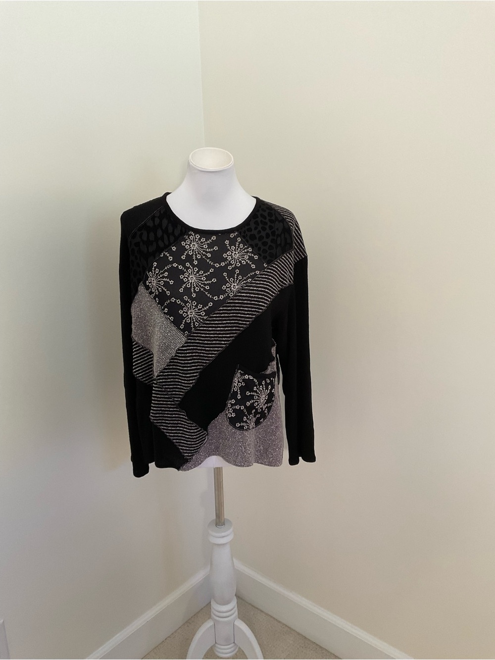 Vintage Spencer Alexis Black Mixed Texture Embroidered Tunic Top